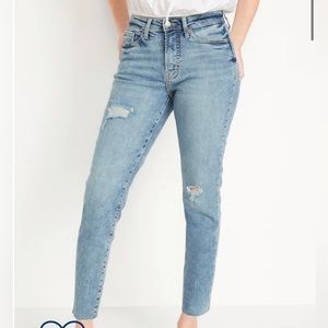 Old Navy Jeans Extra High Rise Curvy Sky-Hi Straight Button Fly. Women’s Size 4